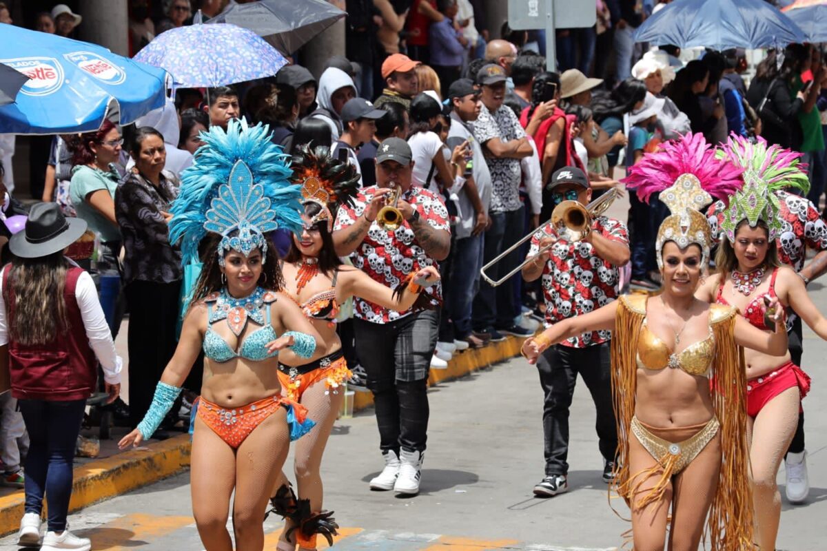 Espectacular y exitoso desfile de Feria Chiautempan 2023
