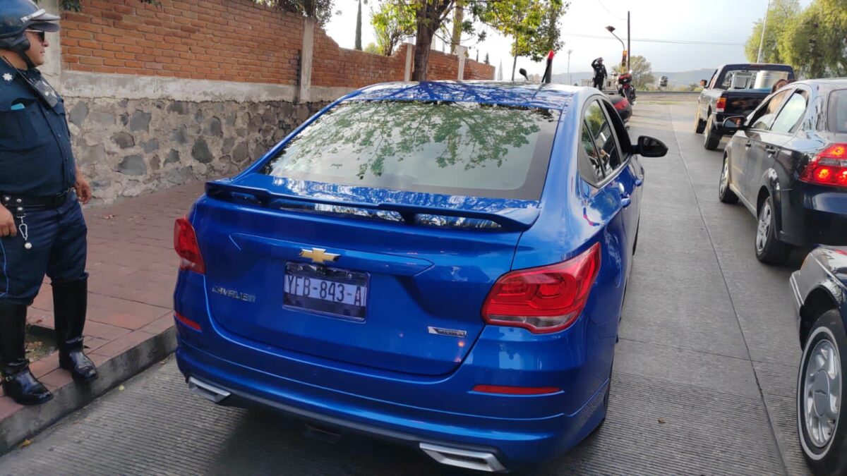 Recupera Policía de Chiautempan vehículo con reporte de robo