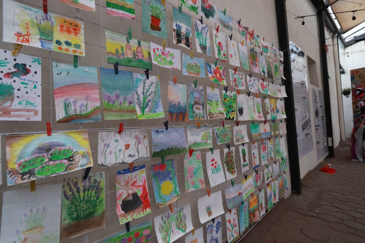 Exposición “Contradiccionario, conceptos y pedagogías para gestionar el entre”