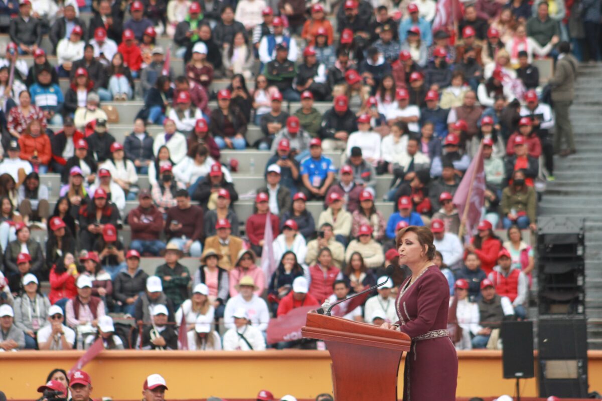 Gobernadora de Tlaxcala Celebra, mientras los tlaxcaltecas lamentan la Inseguridad que priva en la entidad