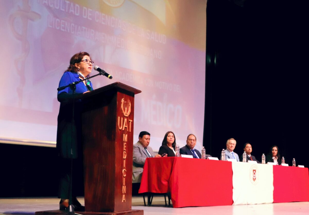 Ciencias de la Salud UATx celebró Día del Médico con jornada de actualización   