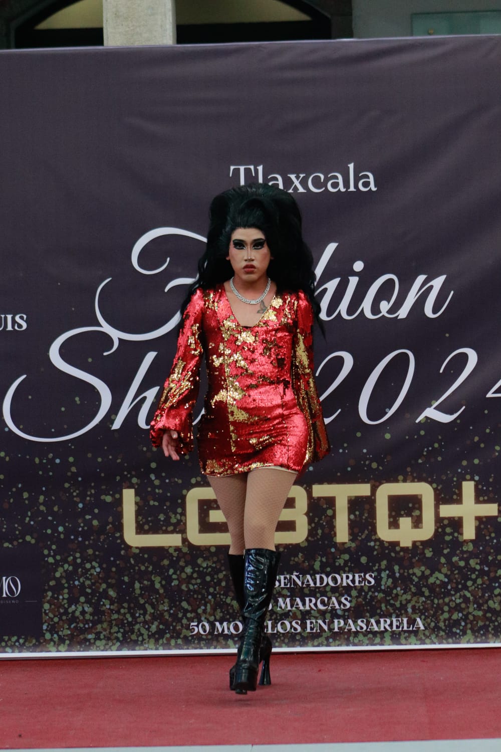 Fashion Show 2024″, en el Patio Vitral del palacio legislativo