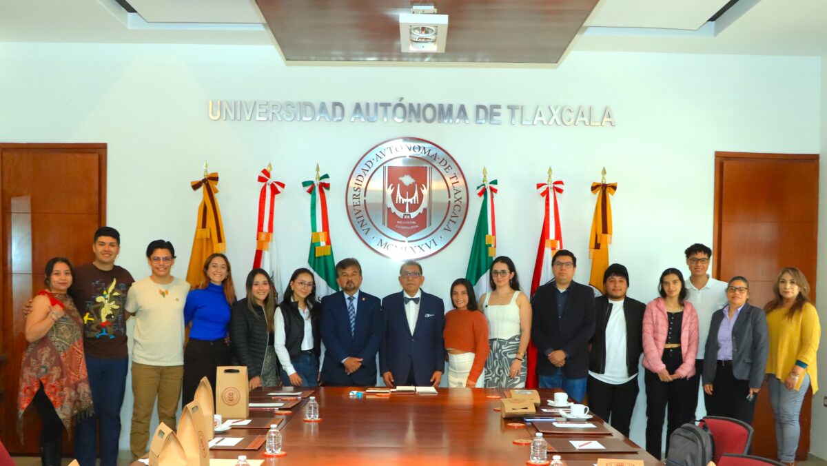 Rector de la UATx da bienvenida a estudiantes de movilidad internacional y nacional