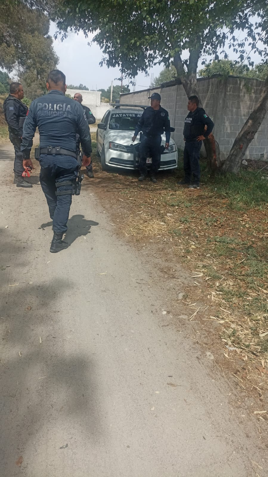 Comando armado roba armas a policías estatales en Zacatelco