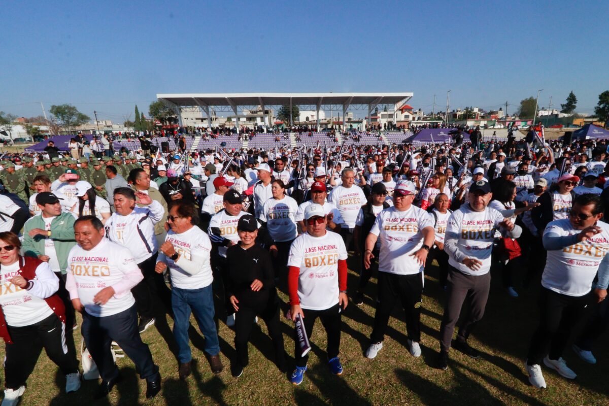 Cientos de personas se reunieron está mañana para formar parte de la Clase Nacional de Box