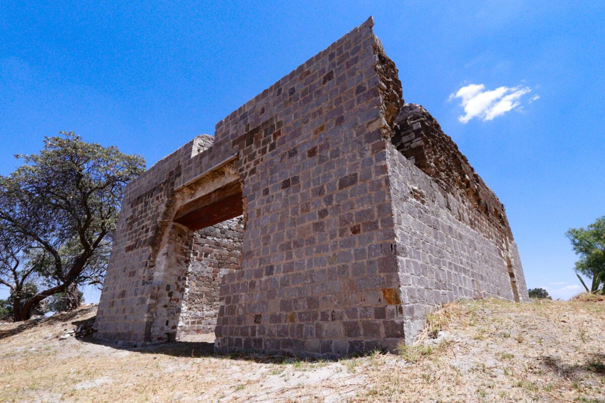 Así luce está tarde la antigua capilla del Señorío de Tepeticpac