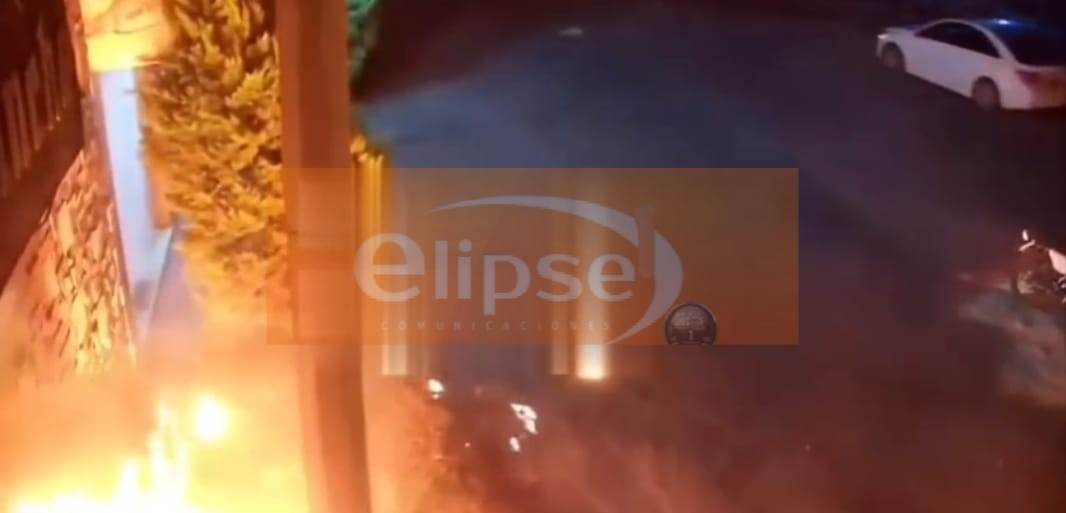 Incendian restaurante-bar en Apizaco