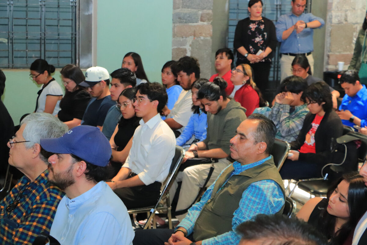 Inauguró Rector de la UATx VII Simposio Nacional Sobre la Construcción  de los Procesos Históricos desde las Regiones de México