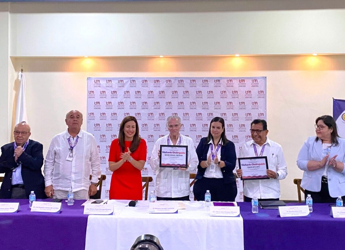 Rector de la UATx diserta sobre Humanismo y   Educación Superior en foro nacional de ANFADE