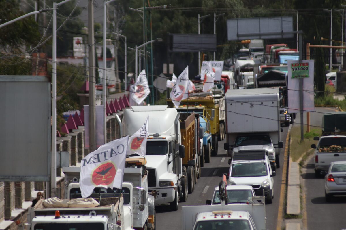 Trabajadores de transporte de carga afiliados a la Confederación Autónoma de Trabajadores y Empleados