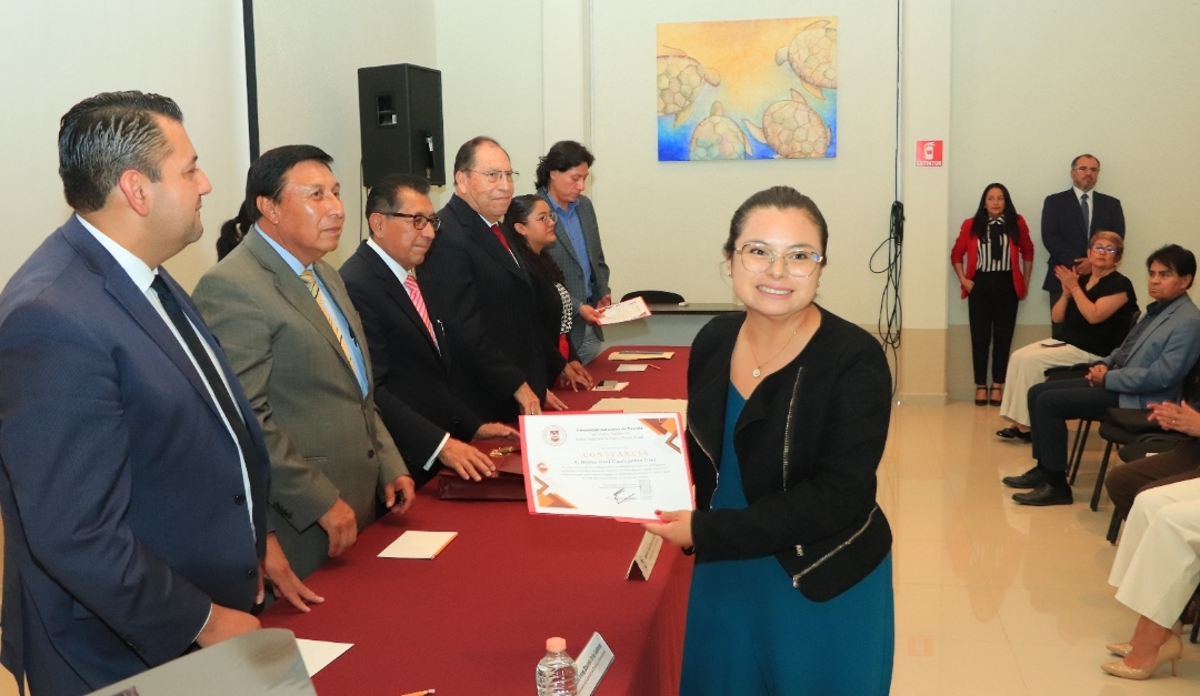 Clausura Rector de la UATx   ́      ́