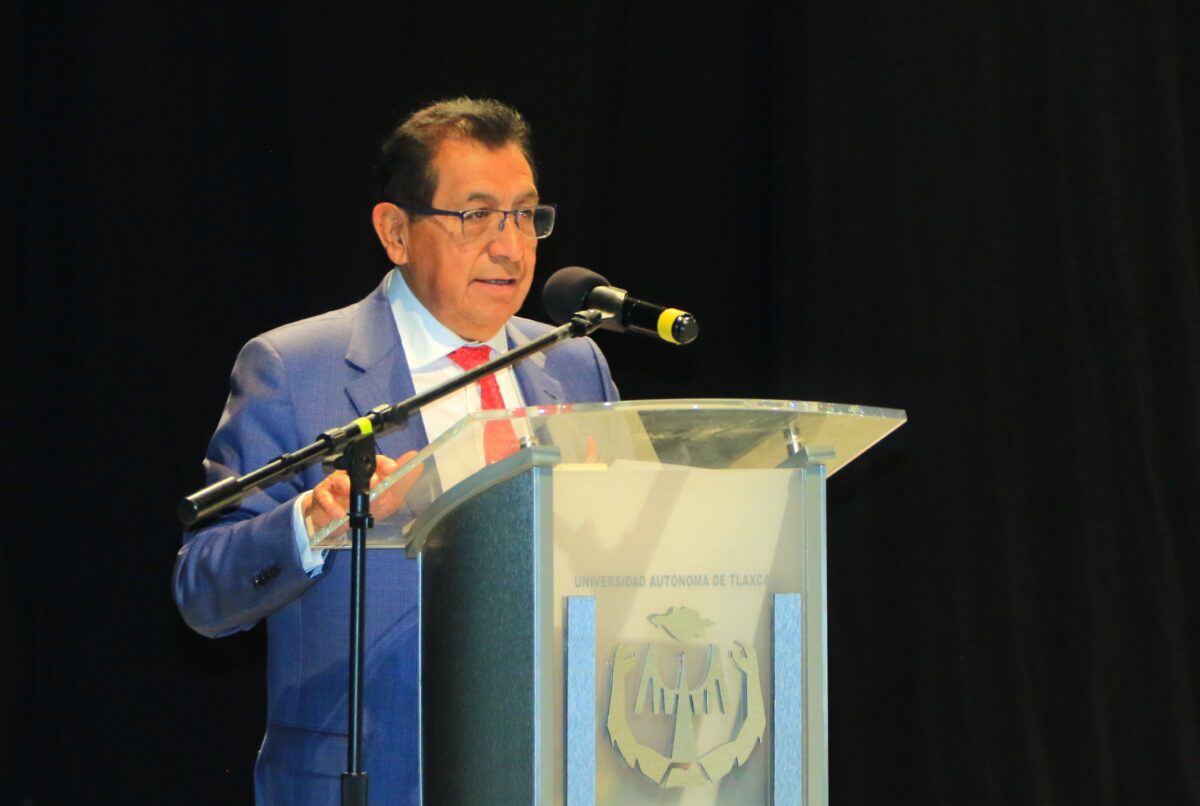 Realizó la UATx su Sexta Feria Profesiográfica