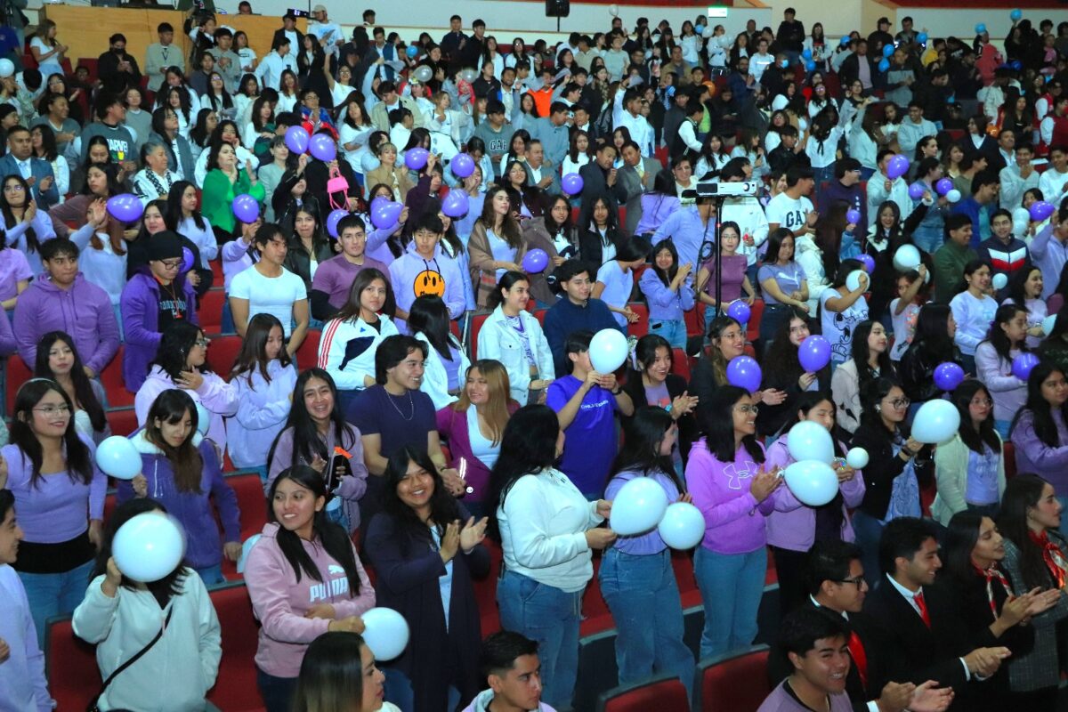 Rector pone en marcha los trabajos del 10° Foro de Autorrealización y la Feria de Valores UATx