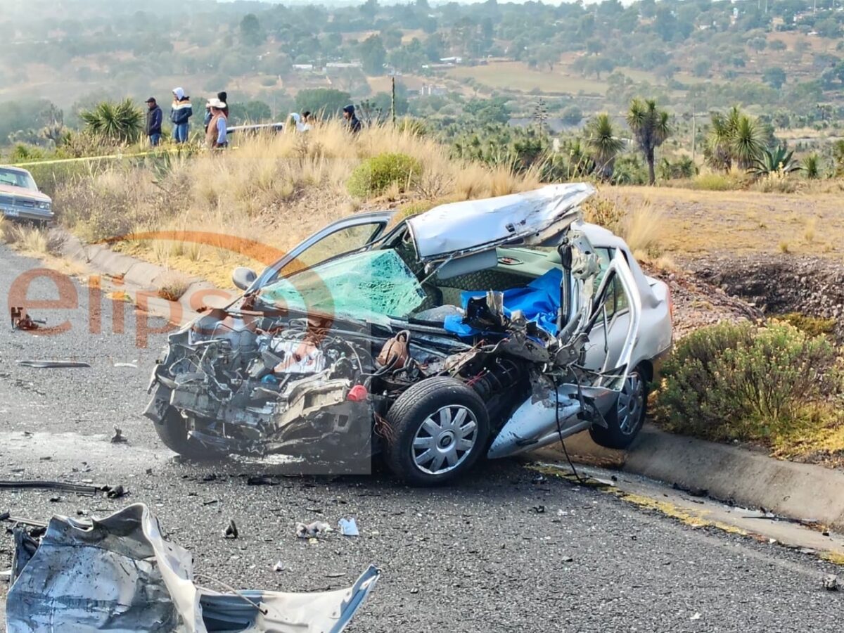Menor de 16 años pierde la vida tras chocar de frente contra camión en Atltzayanca, límites con Huamantla