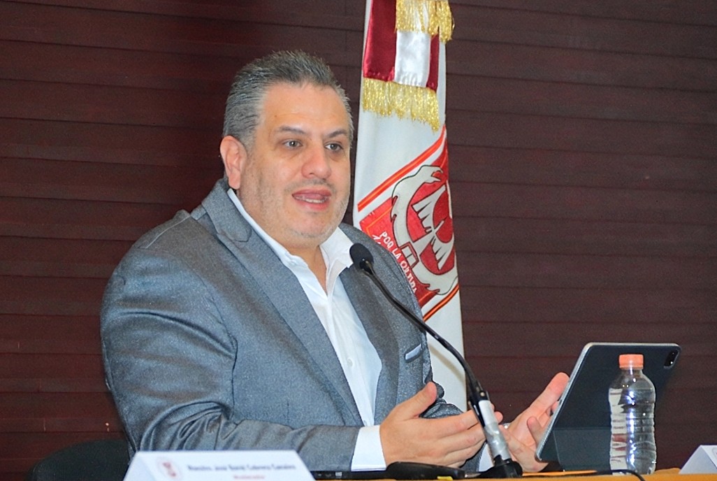 Necesario fortalecer una cultura de respeto a la privacidad,  afirmó Comisionado de la INFOEM en la UATx