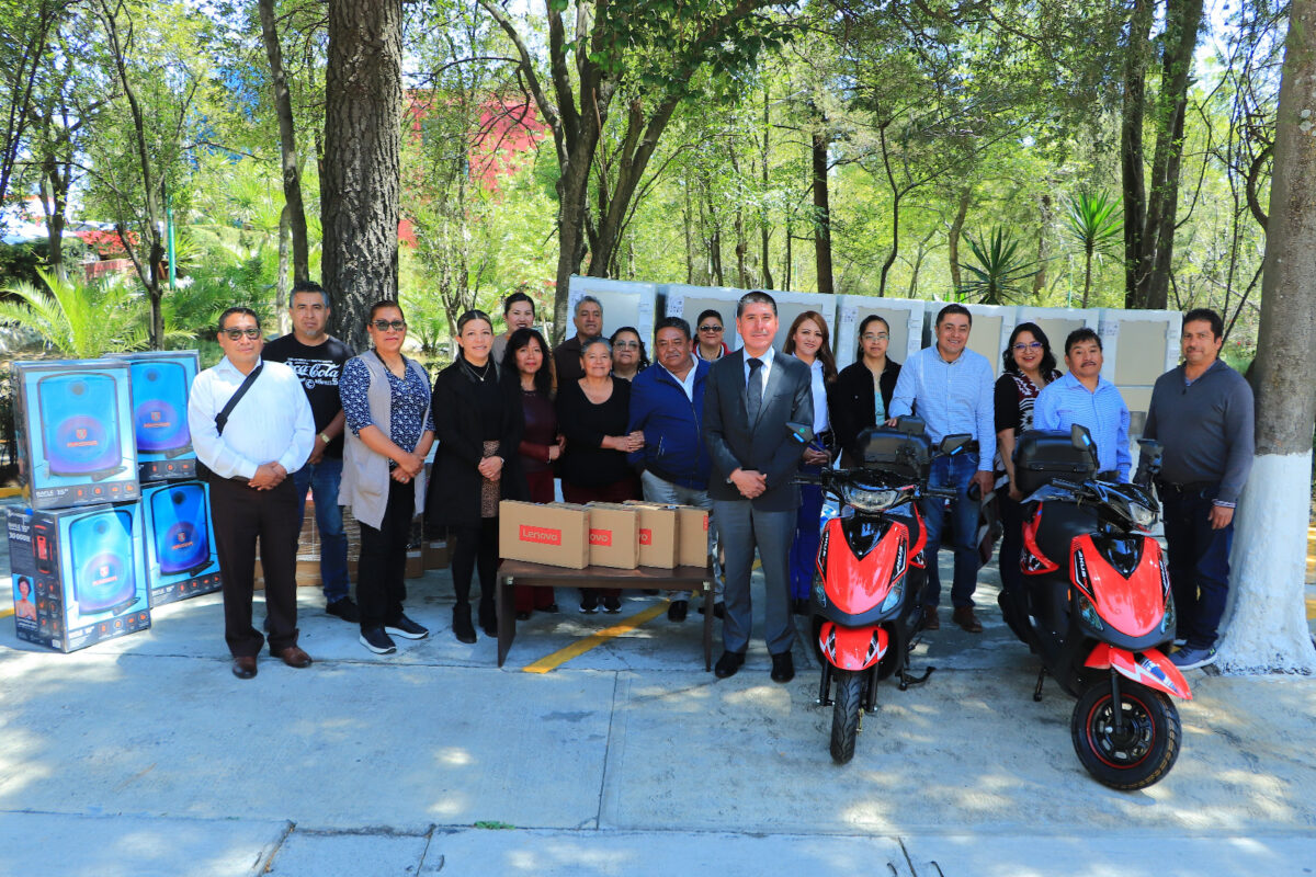 Conmemora STEIESET 52 años  de primera firma de contrato colectivo