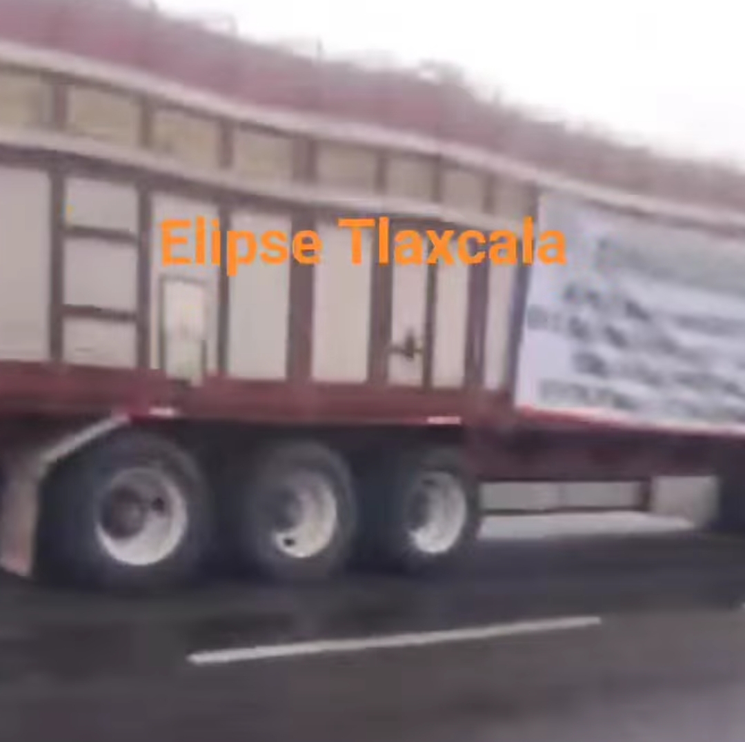 Campesinos se manifiestan en la México-Veracruz; denuncian hostigamiento y mantienen protesta sin bloqueos