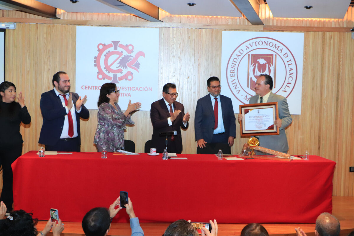 Rector de la UATx reconoce contribución de Desarrollo Humano  para fortalecer la educación especial, la gerontología y el estudio de familias   
