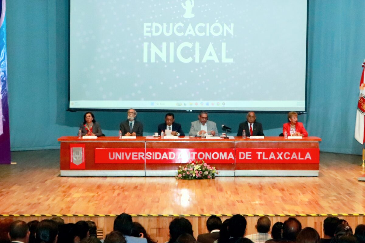 Especialistas de América Latina analizan retos de la primera infancia en la UATx