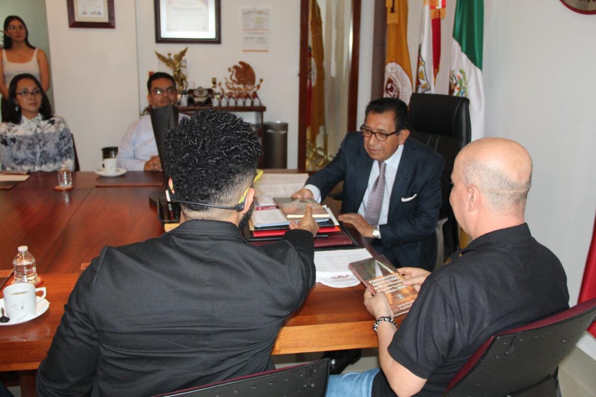 FCDH-UATx construye redes que fortalecen el compromiso con las familias  ·         Con de la Universidad Católica Luis Amigó de Colombia
