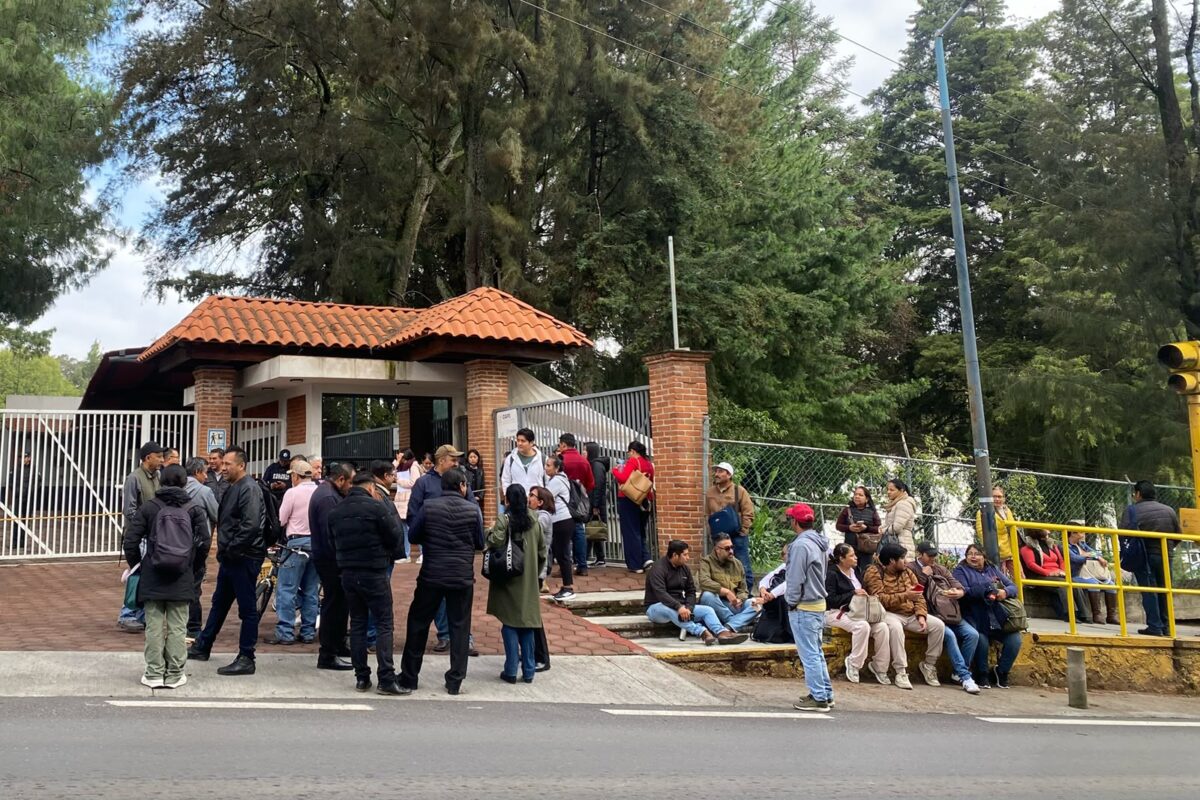 (Sader), cerraron esta mañana el acceso a las oficinas de la Secretaría de Impulso Agropecuario