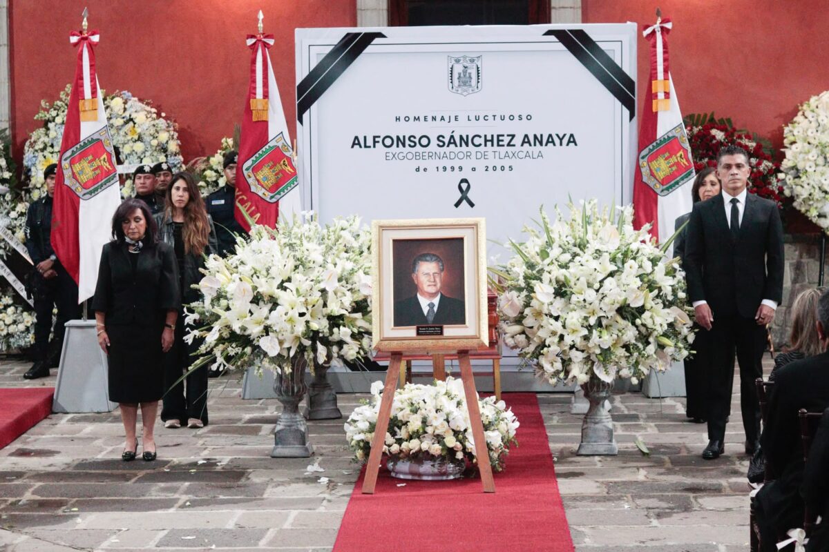 Homenaje de cuerpo presente al exgobernador Alfonso Sánchez Anaya