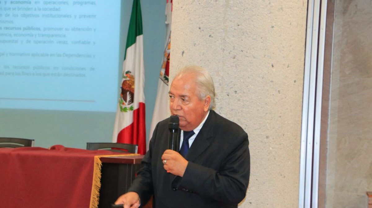 Afiliados al STUAT y STEIESET reciben curso sobre   “Identidad: Ética y conducta universitaria”