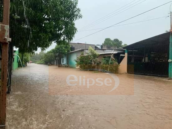 Huracán Rik deja daños en viviendas sin cuantificar al momento, ríos y arroyos desbordados así como cortes en energía eléctrica.