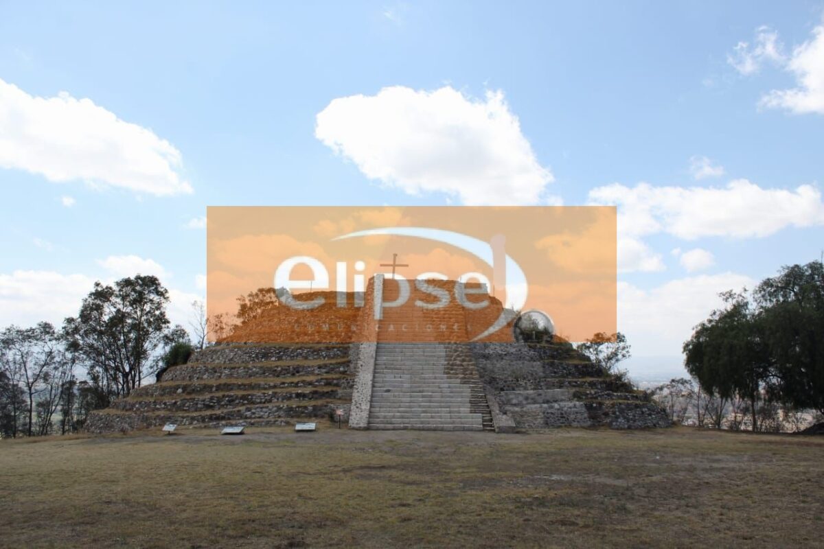 Decenas de visitantes locales, así como de estados vecinos de Puebla y la CDMX, se dan cita este 20 de marzo en la zona arqueológica de Xochitécatl