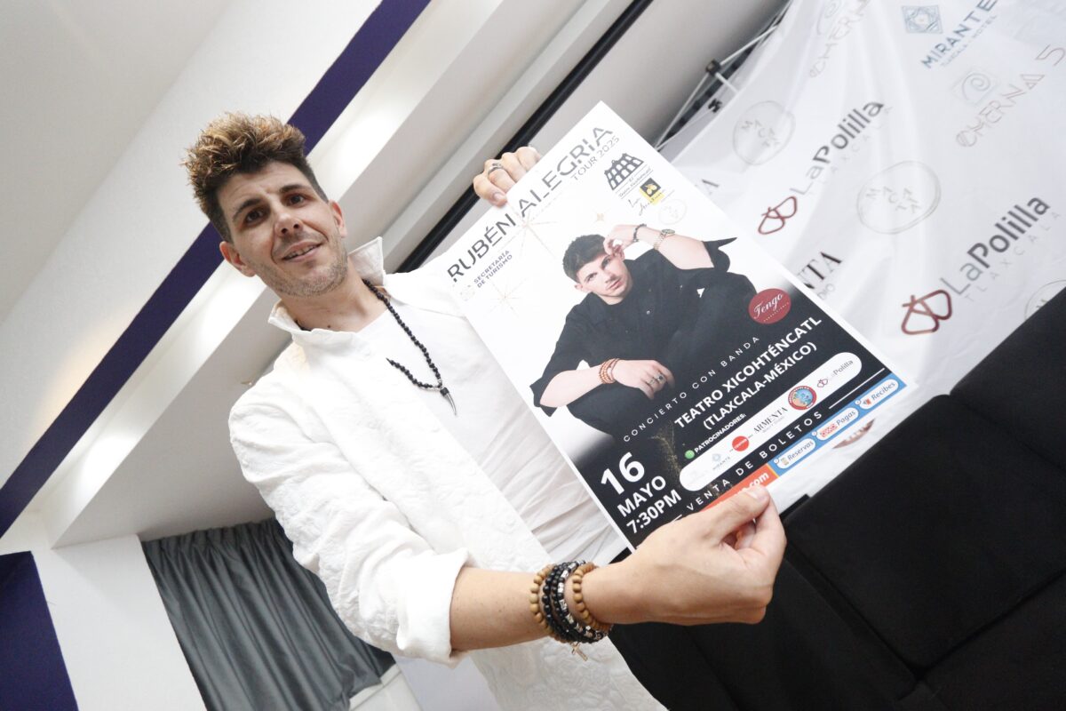 Ruben Alegria, cantante de origen español, ofreció está está tarde una rueda de prensa para hablar sobre su próximo show, a realizarse en el teatro Xicohtencatl
