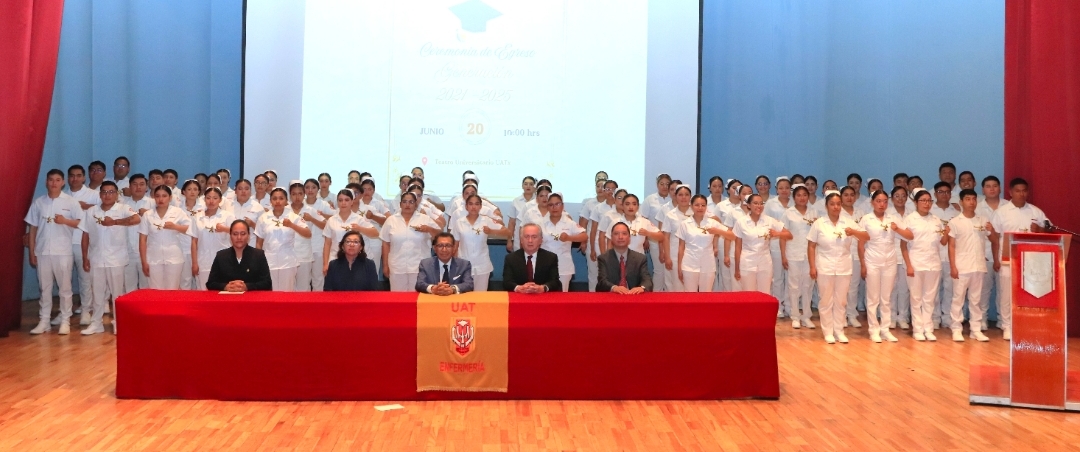 Egresados de Enfermería UATx juran servir con vocación y ética     ü  Preside Rector ceremonia de graduación de 76 estudiantes