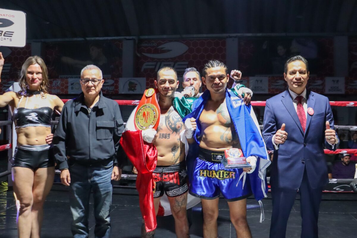 Adrián “El Tepaneca” Domínguez conquista cinturón internacional, en Fire Sports Apizaco